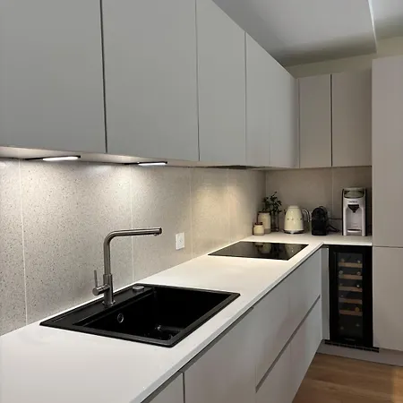 Apartmán T3 De Gamme Proche - Climatisation, Terrasse, Jardin & Parking Gratuit Anglet